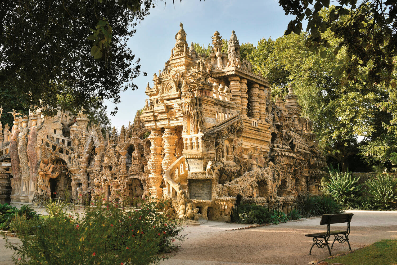 Autour de Lyon : Le Palais Idéal du Facteur Cheval